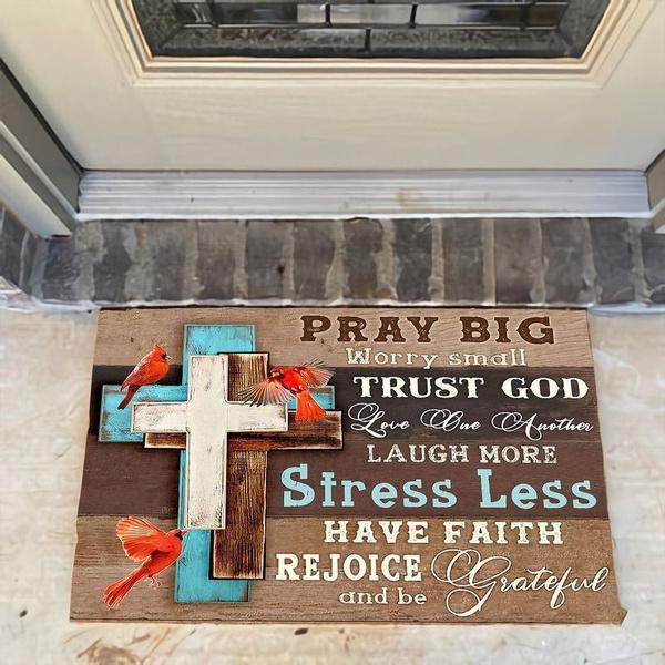Pray Big Cardinal Durable Memorial Indoor Outdoor Doormat Floor
