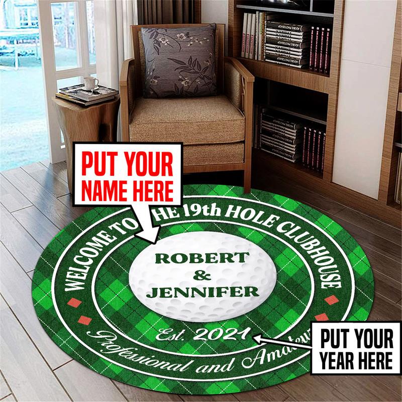Personalized Golf Couple 19th Hole Living Room Round Mat Circle