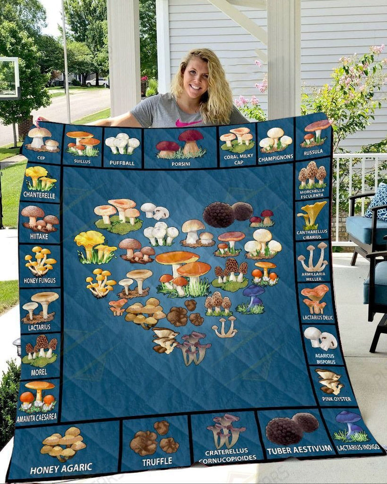 MUSHROOM PATTERN BLANKET